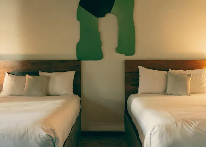 Hotel Mia Front *